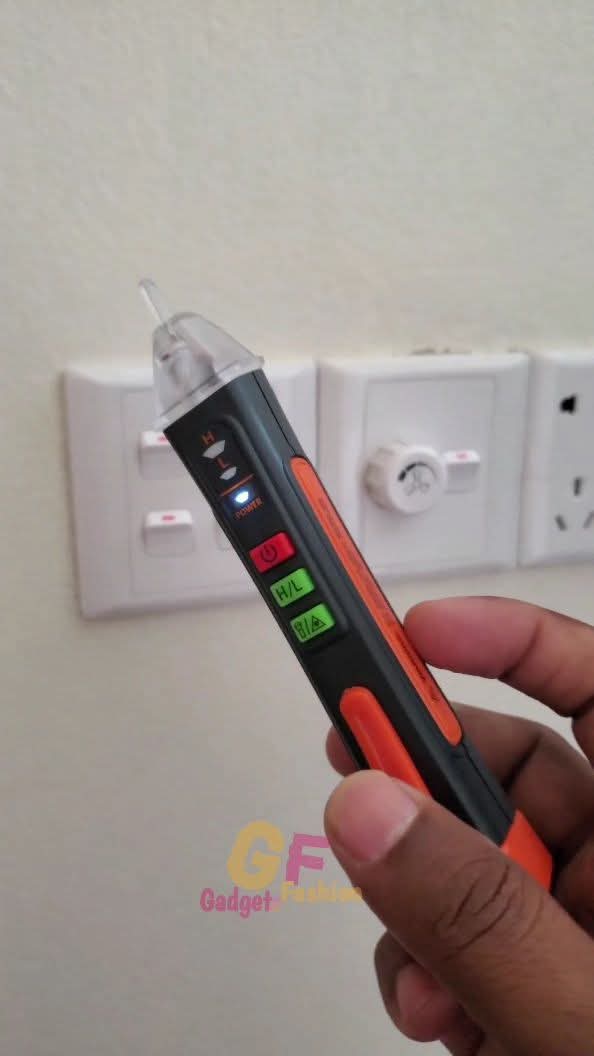 Non-Contact Voltage Tester 12-1000V Digital Voltage Tester (Mestek AC40)